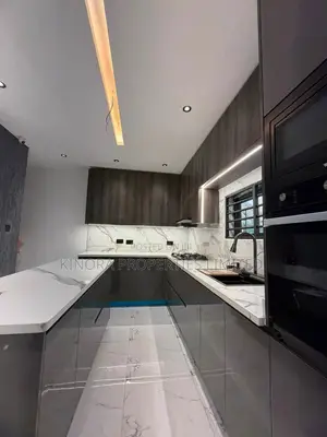 3bdrm Duplex in Lakeside Community 8, Adenta for sale