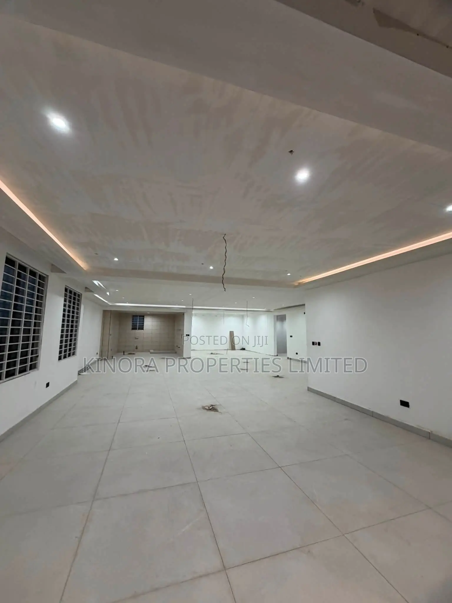 7bdrm Condo in Adjiganor, East Legon for sale
