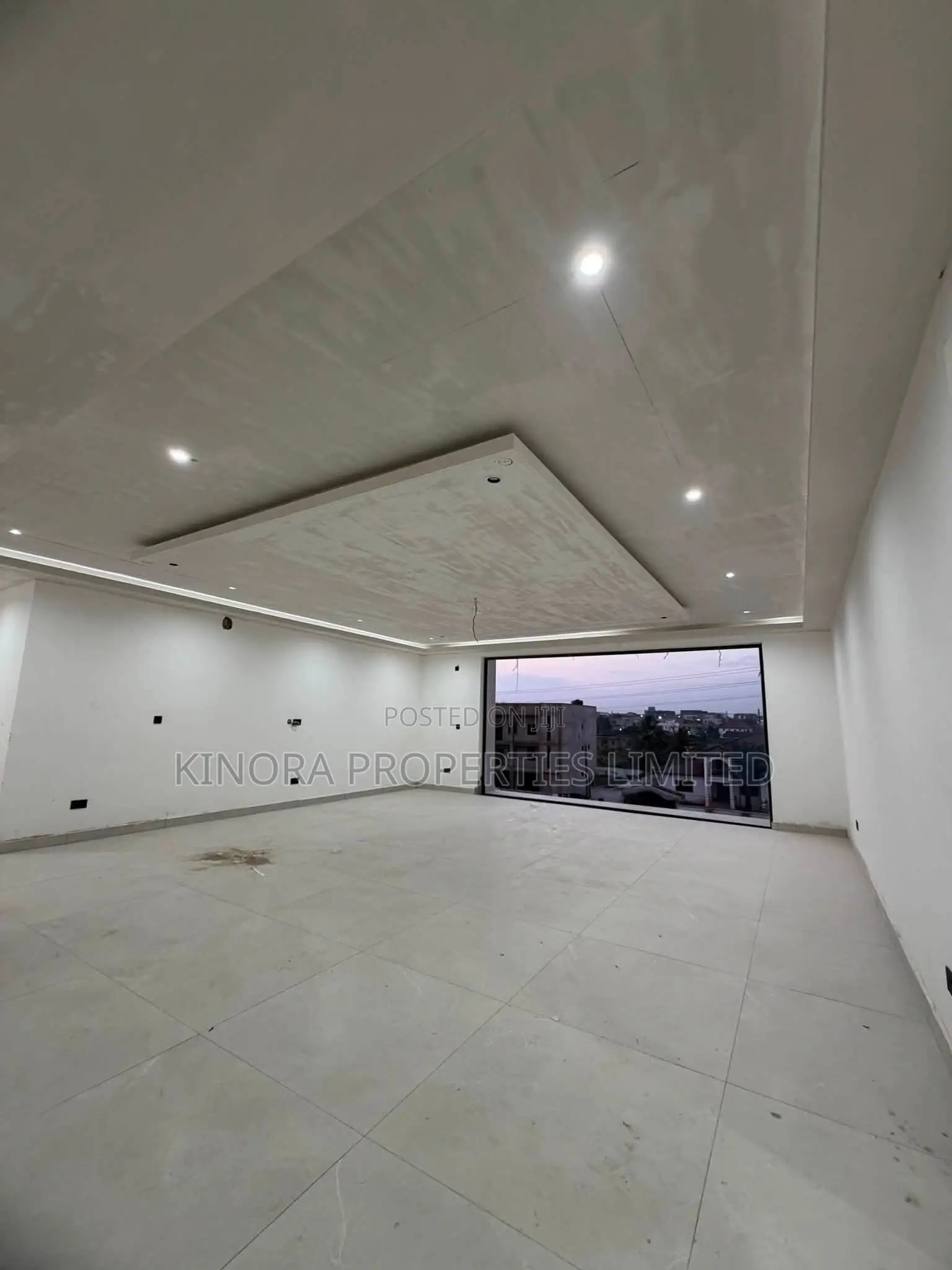 7bdrm Condo in Adjiganor, East Legon for sale