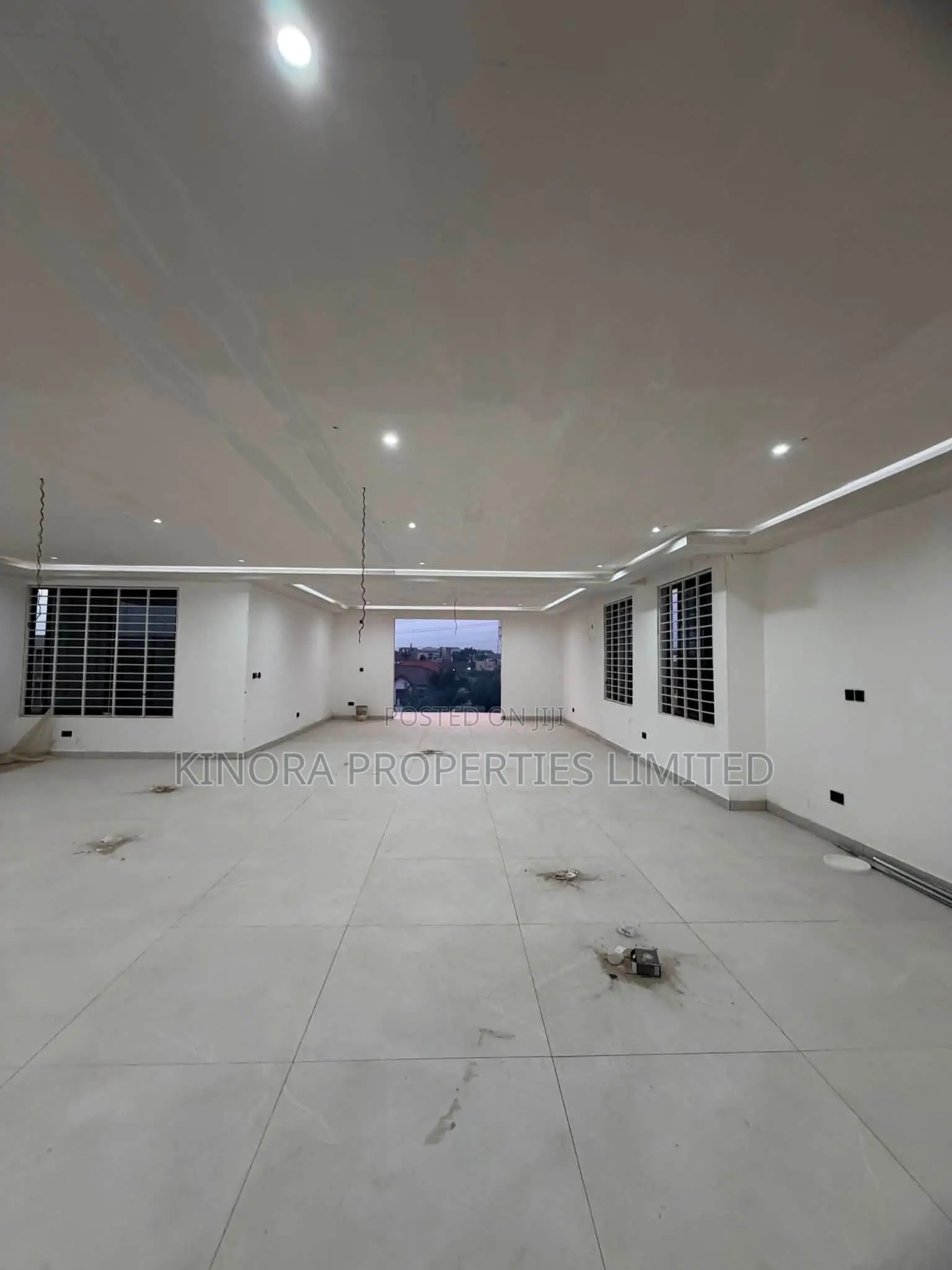 7bdrm Condo in Adjiganor, East Legon for sale