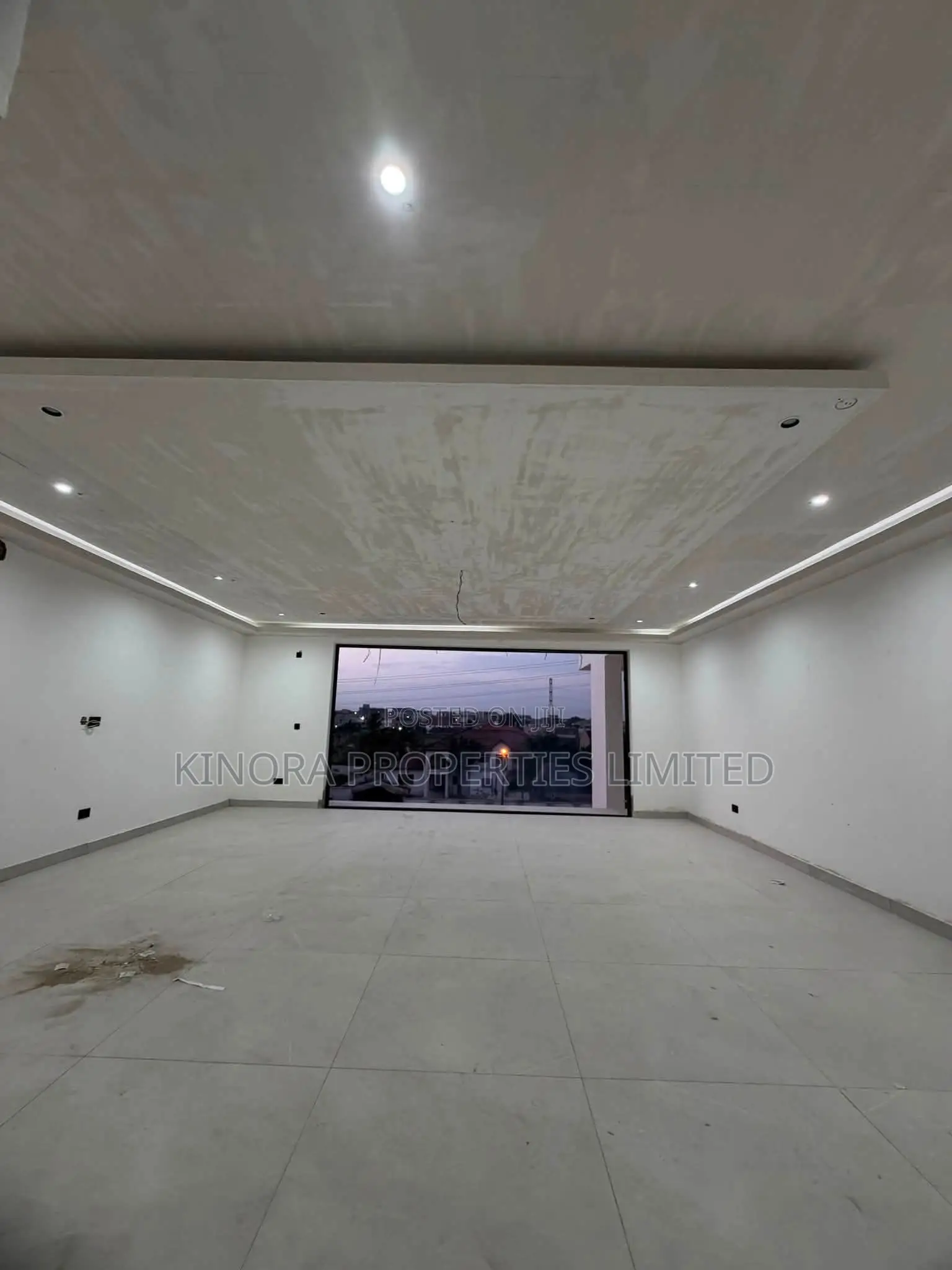 7bdrm Condo in Adjiganor, East Legon for sale
