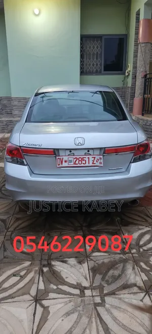 Honda Accord 2012 Silver