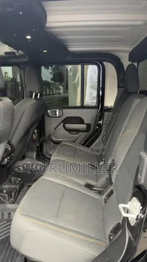 Jeep Gladiator Sport S 4x4 2024 Black