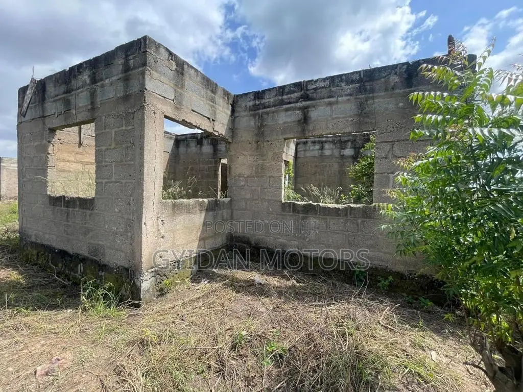 2bdrm House in Amasaman for sale