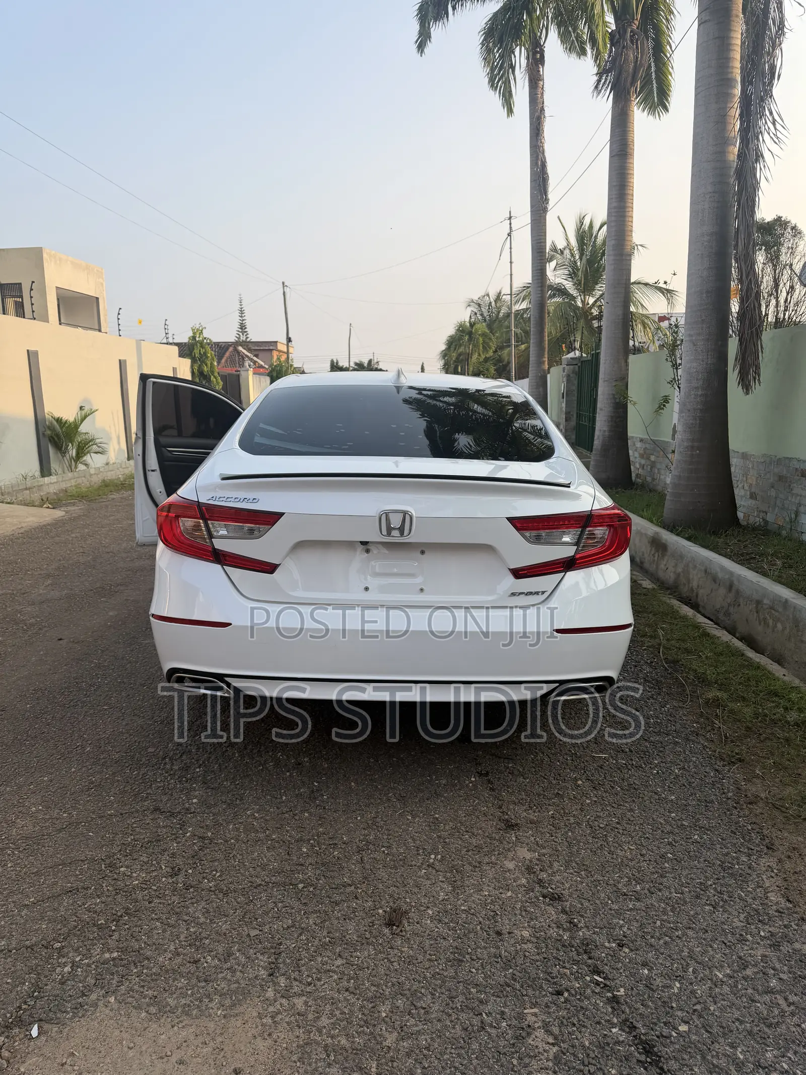 Honda Accord Sport (1.5L 4cyl Turbo CVT) 2019 White