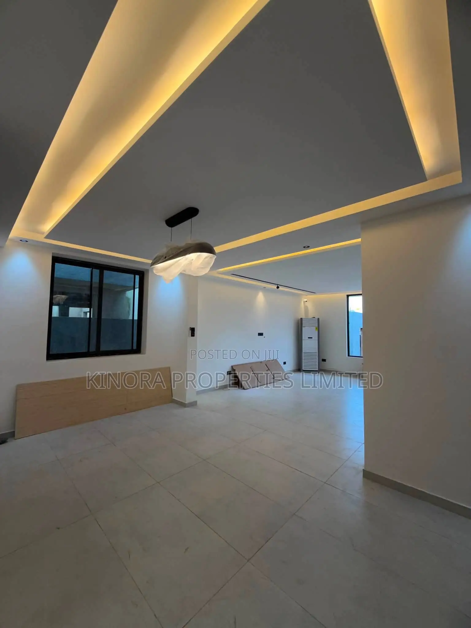 5bdrm Duplex in North Legon for sale