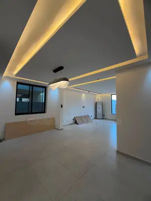 5bdrm Duplex in North Legon for sale