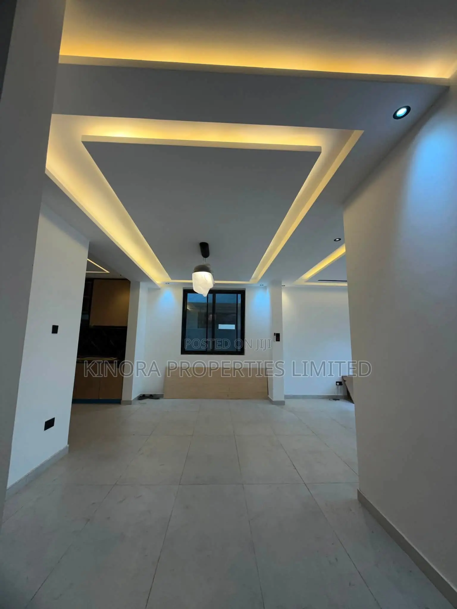 5bdrm Duplex in North Legon for sale