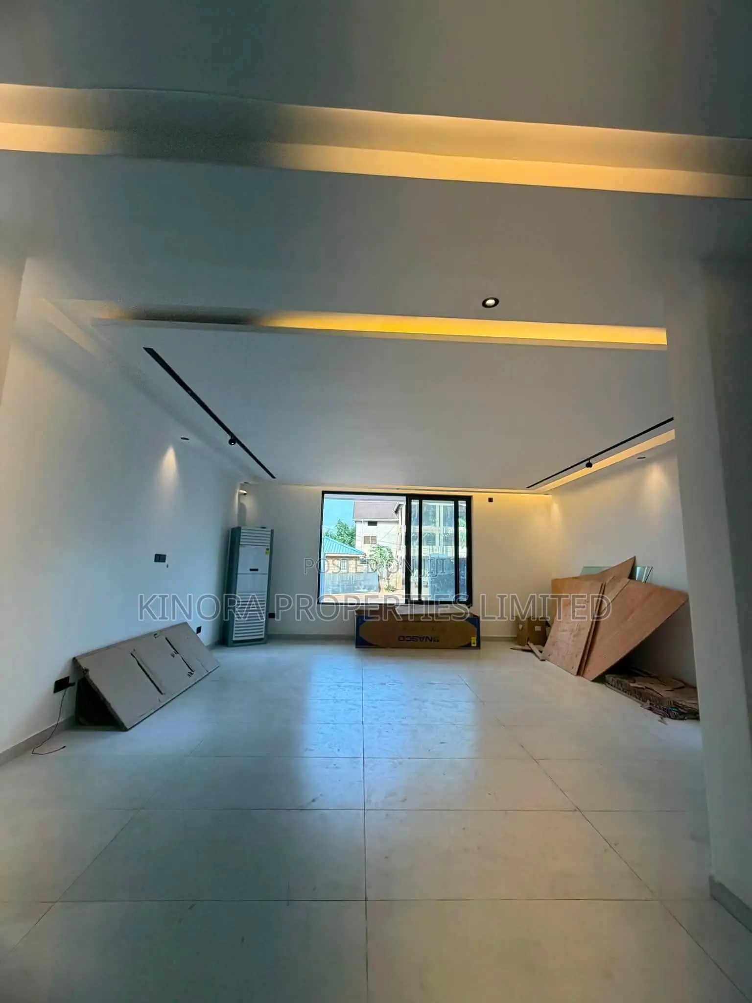 5bdrm Duplex in North Legon for sale