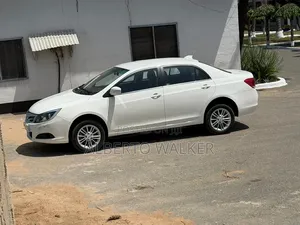 BYD E5 450 2018 White