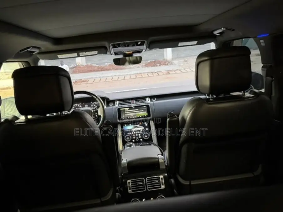 Land Rover Range Rover Vogue 2021 White