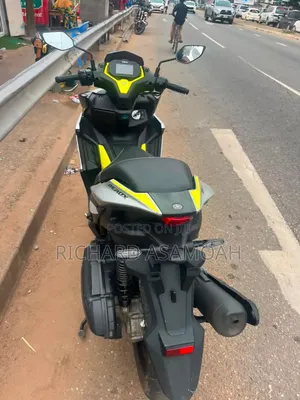 New Yamaha Aerox 2025 Black