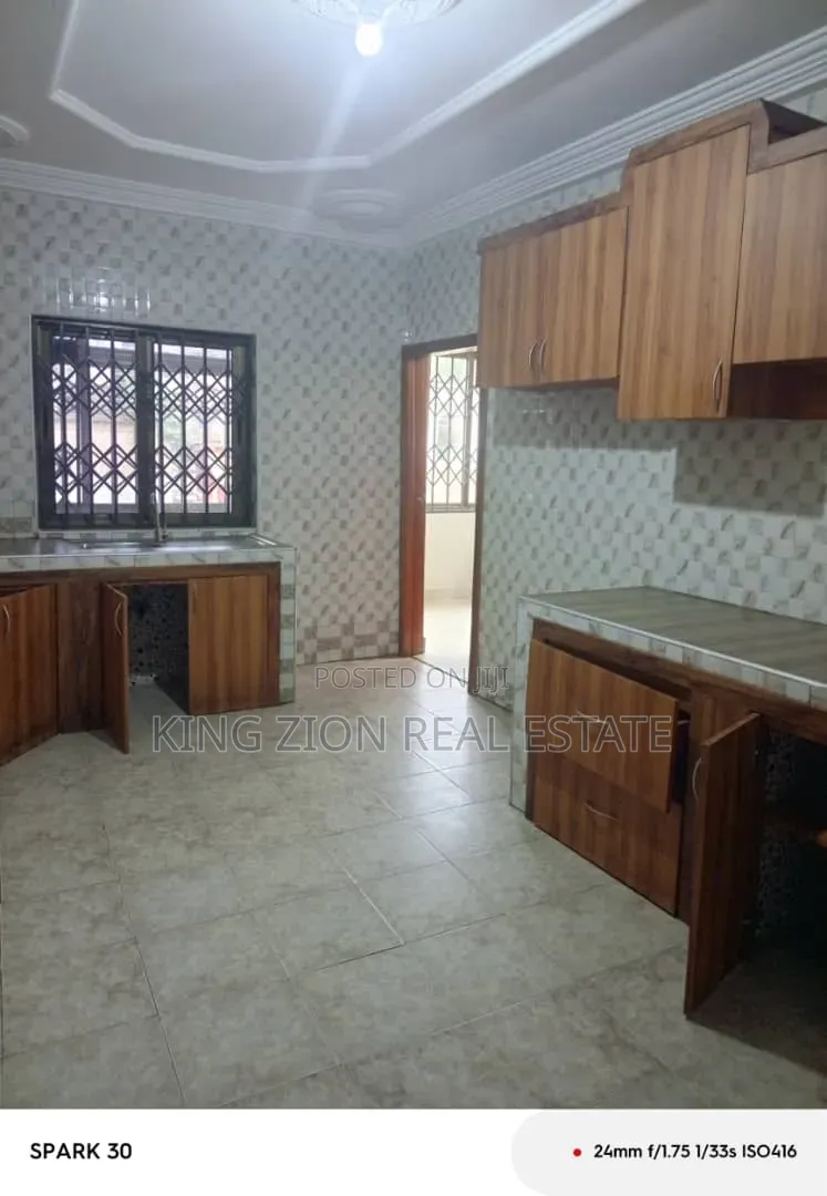 3bdrm Apartment in Santa Maria, Last Stop for rent