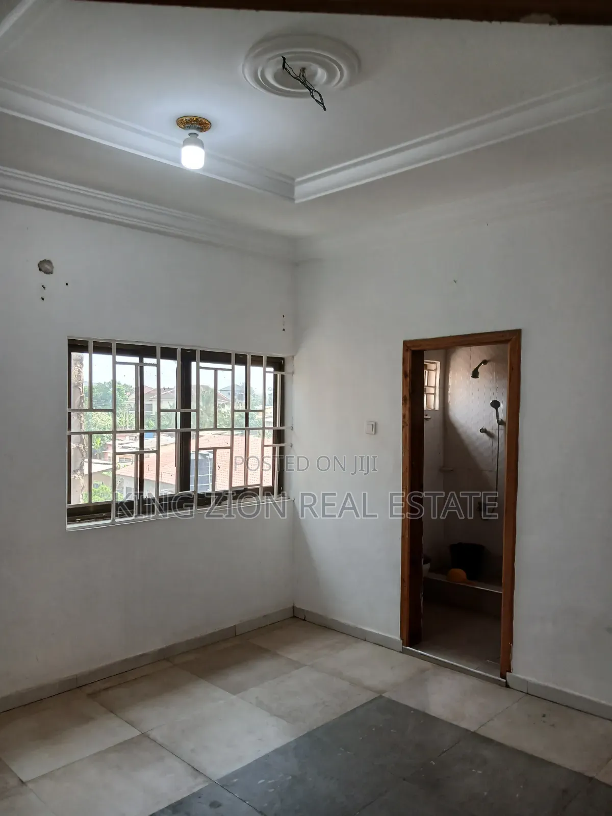 2bdrm Apartment in Awoshie, Odorgonno for rent