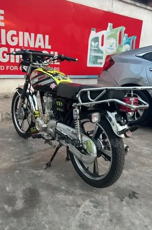 Royal Motorcycle 2020 Black