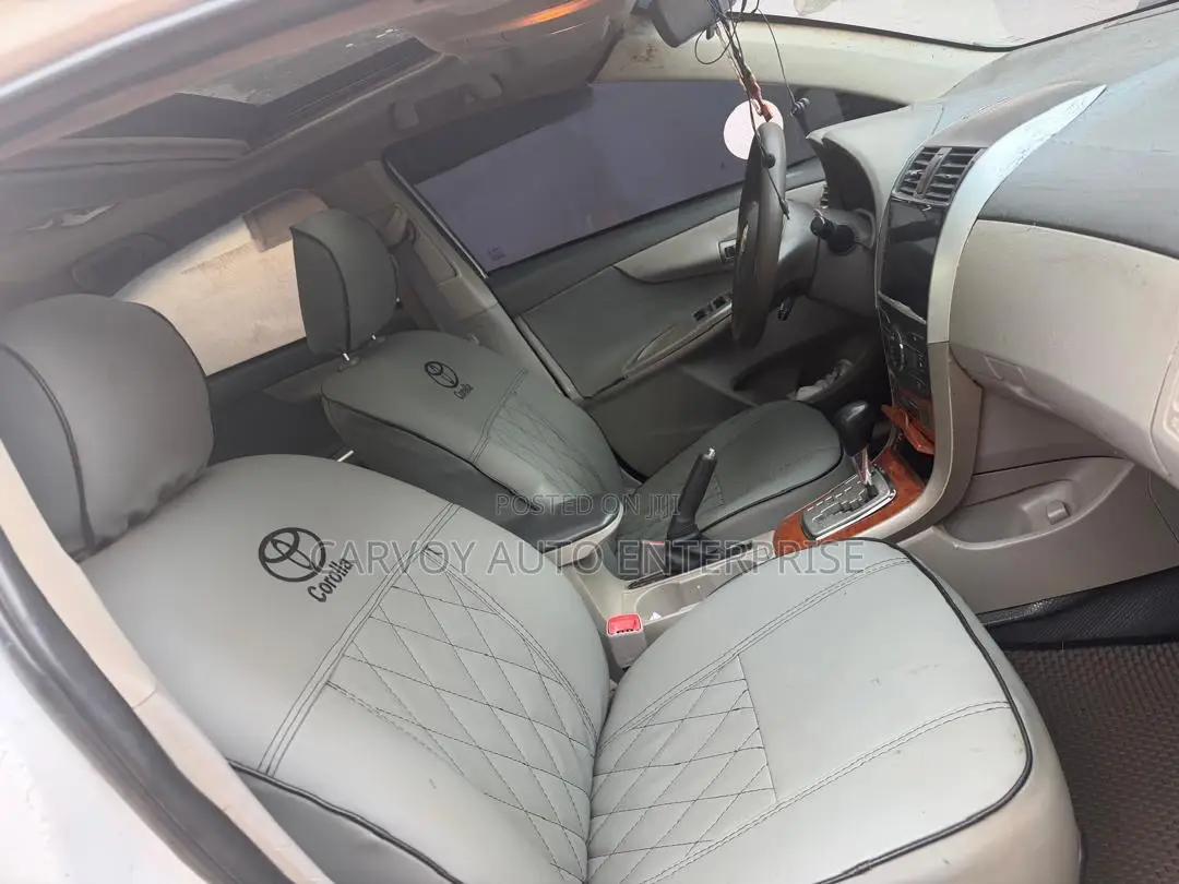 Toyota Aristo 2010 White