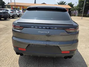 Porsche Cayenne 2020 Gray