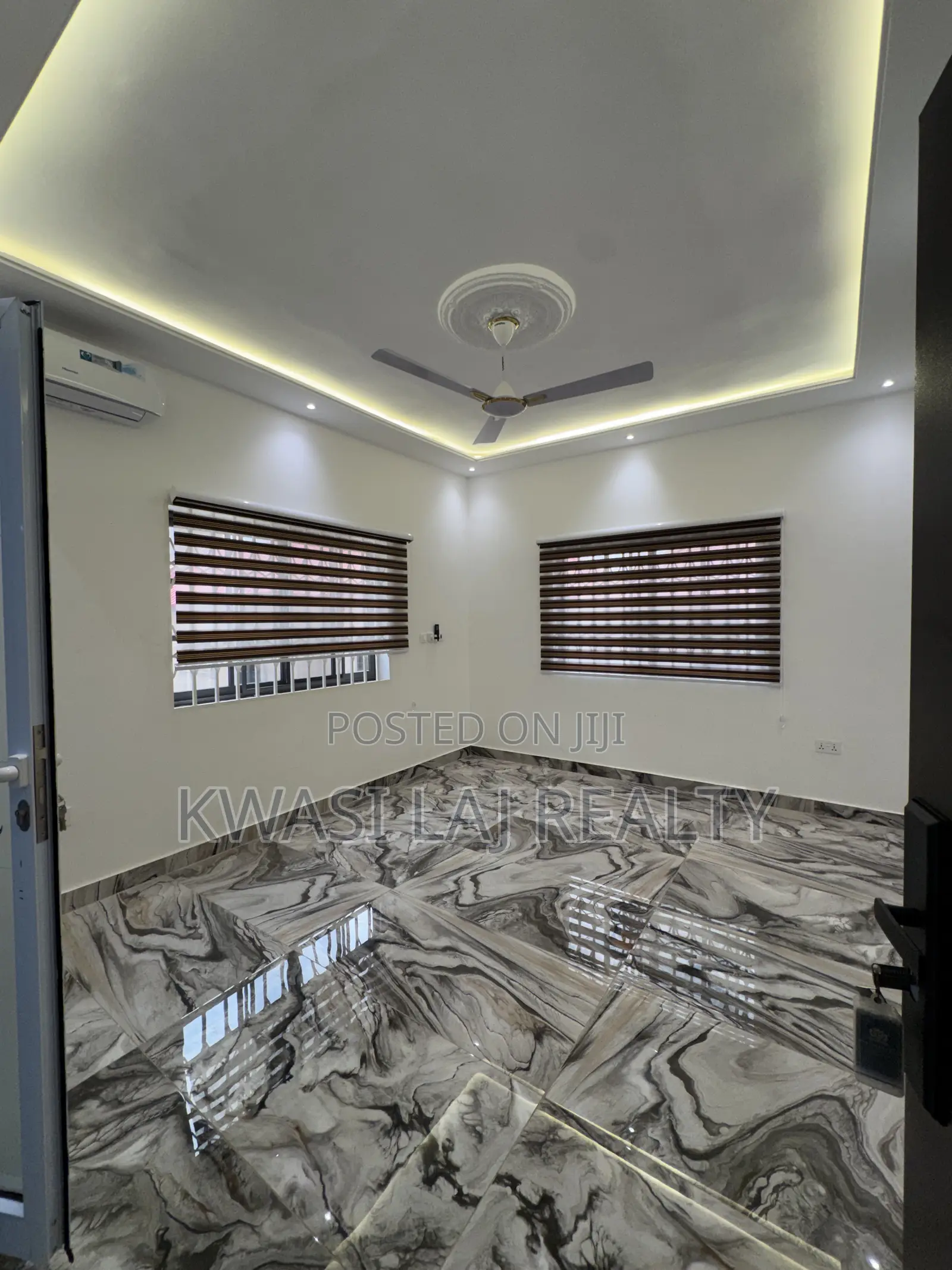 2bdrm Apartment in New Bortianor, Weija for rent