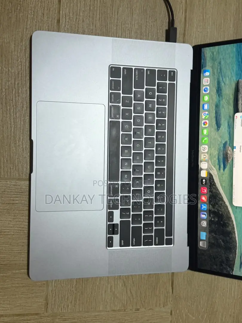 Laptop Apple MacBook Pro 2019 16GB Intel Core i7 SSD 500GB