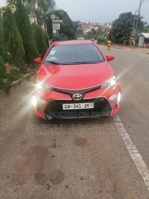 Toyota Corolla 2015 Red