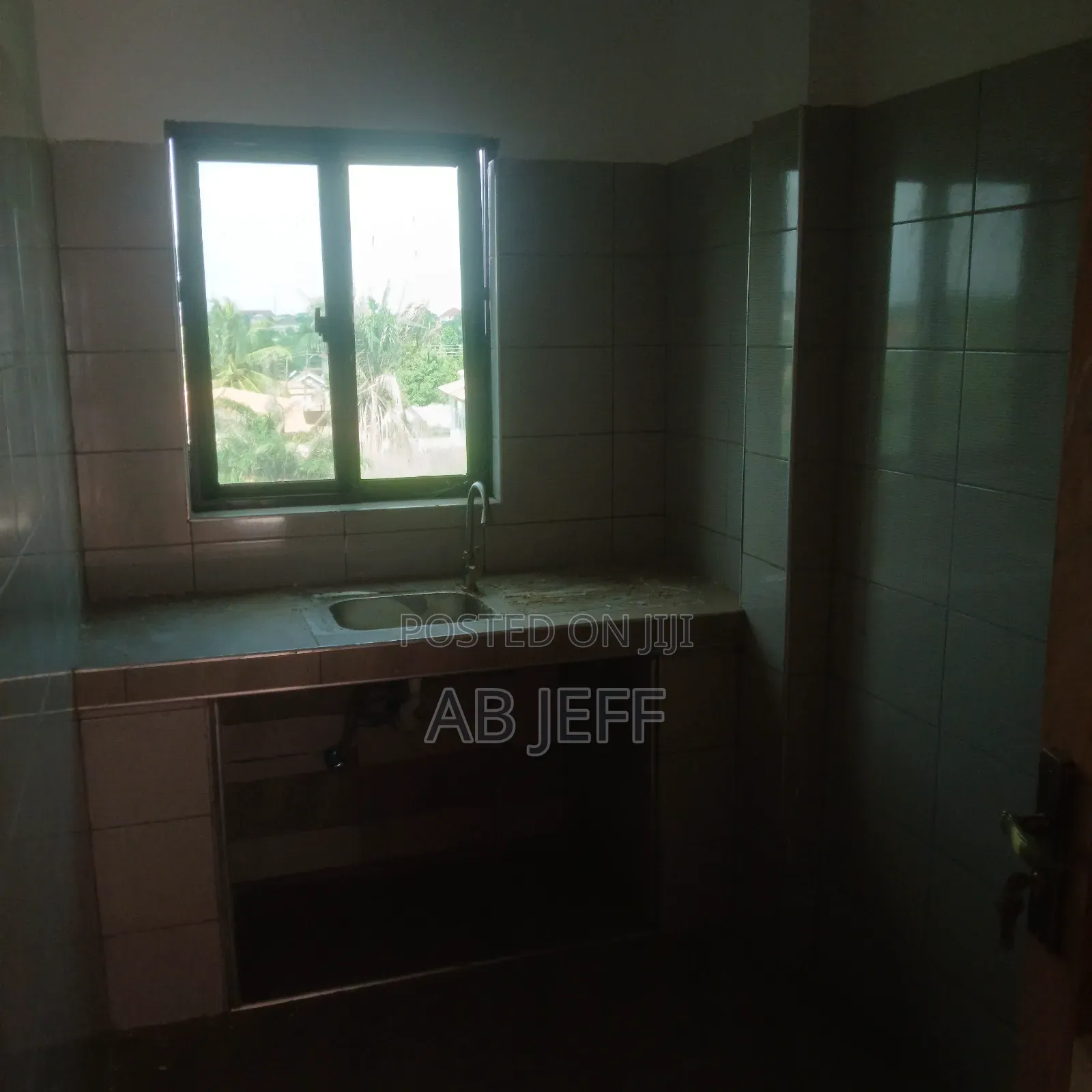 1bdrm Apartment in Apatrapa Kumasi for rent