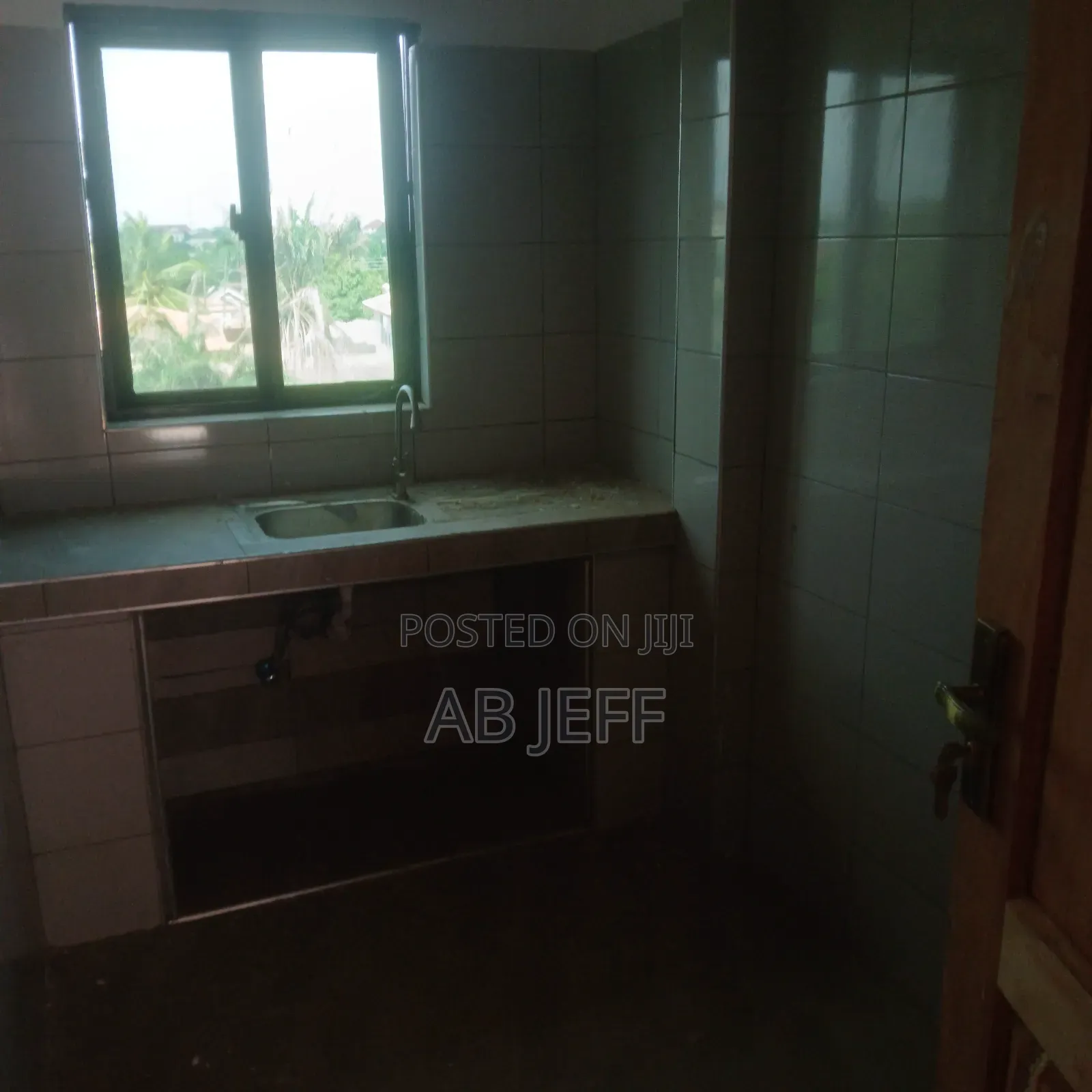 1bdrm Apartment in Apatrapa Kumasi for rent