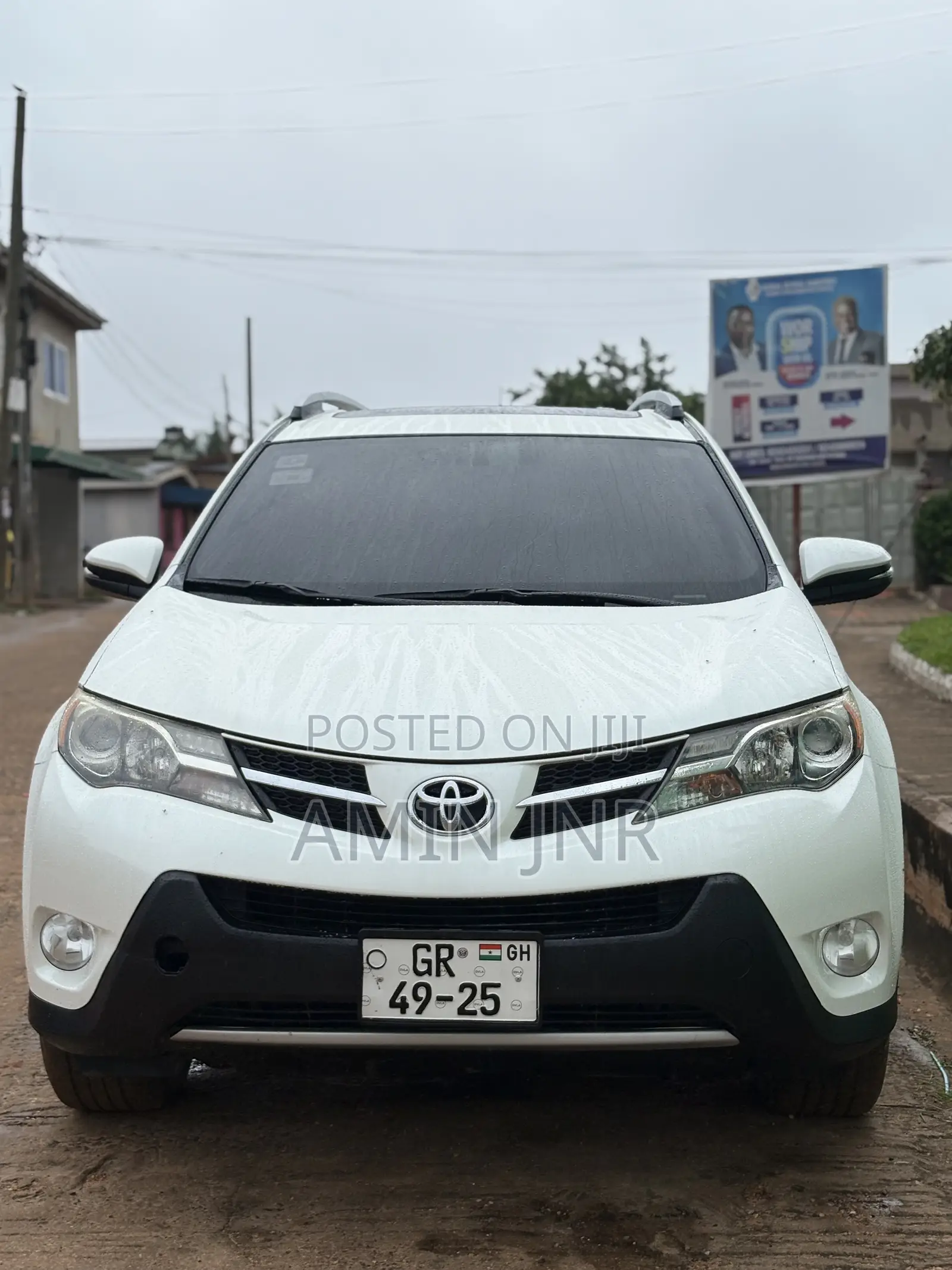 Toyota RAV4 Limited 4dr SUV AWD (2.5L 4cyl 6A) 2015 White