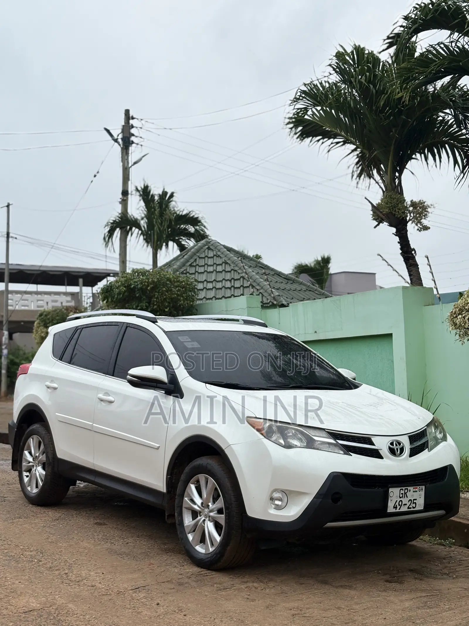 Toyota RAV4 Limited 4dr SUV AWD (2.5L 4cyl 6A) 2015 White