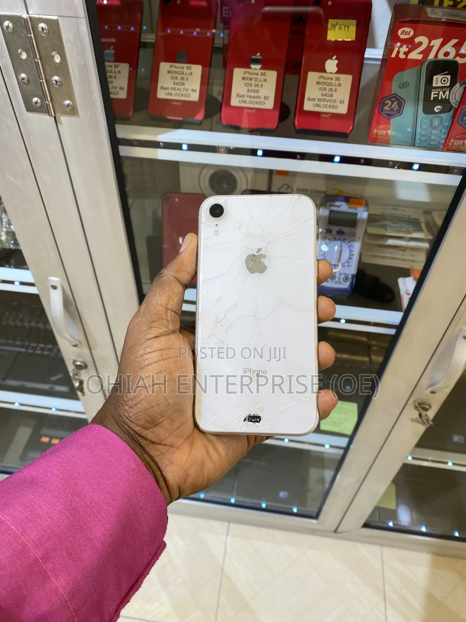 Apple iPhone XR 64 GB White