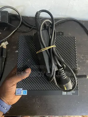Desktop Computer Dell 4GB SSD 512GB