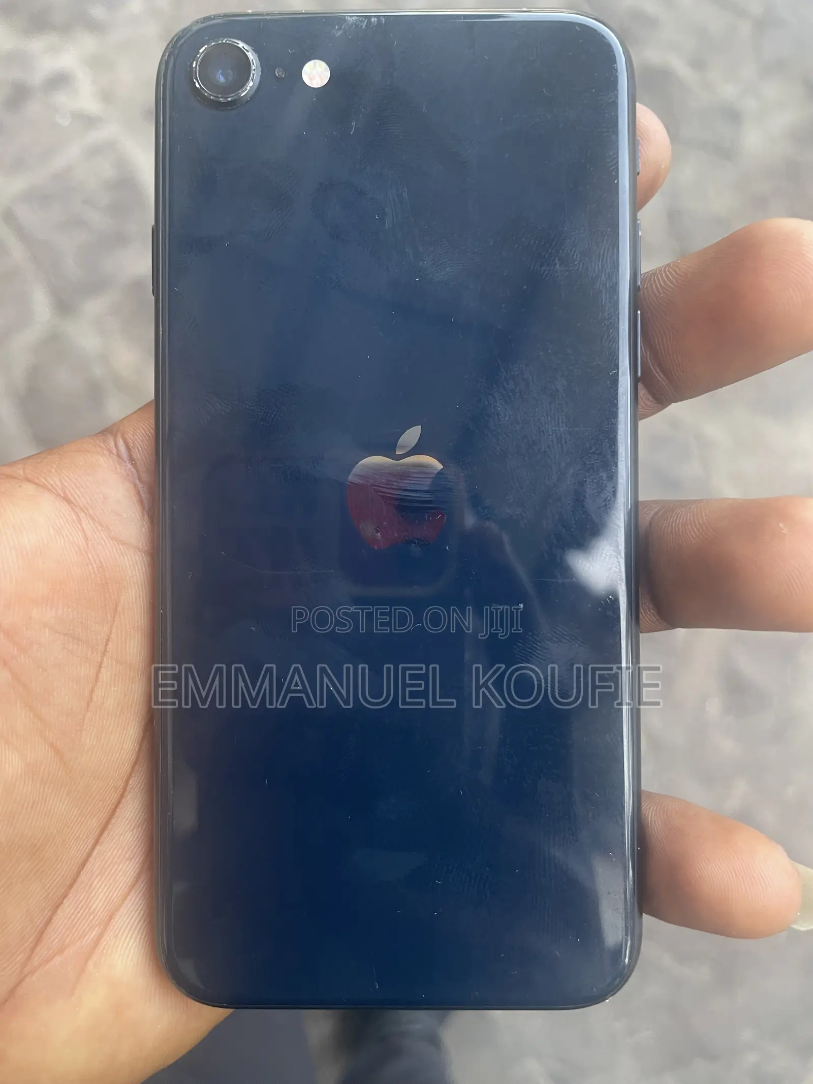 Apple iPhone SE (2022) 64 GB Green