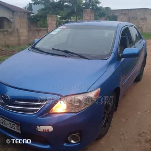 Toyota Corolla 2013 Blue