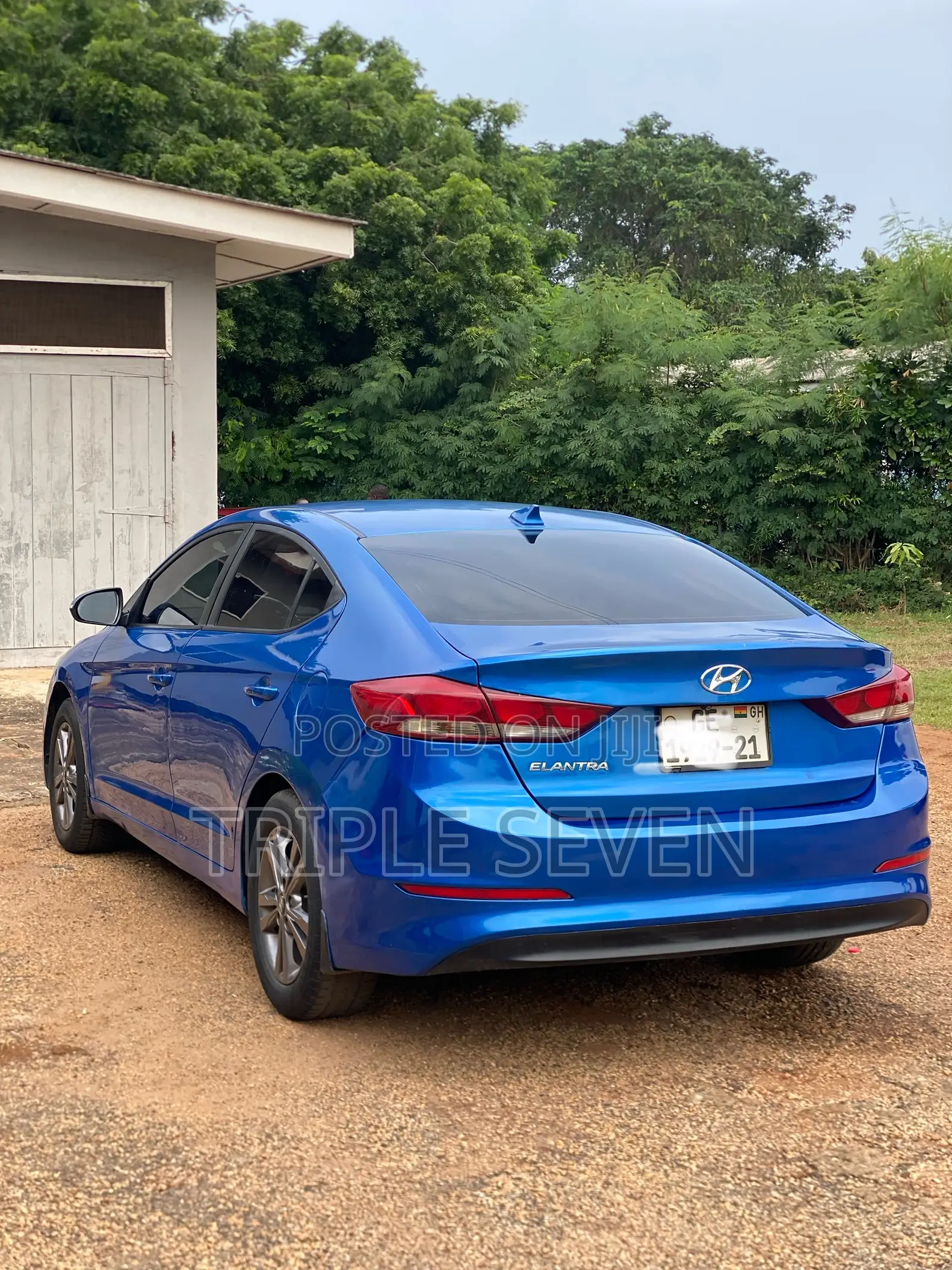 Hyundai Elantra 2017 Blue