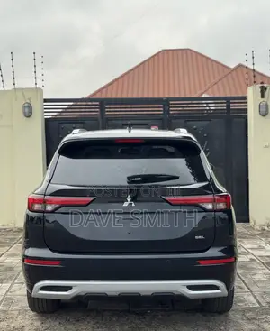 Mitsubishi Outlander SEL 2022 Black