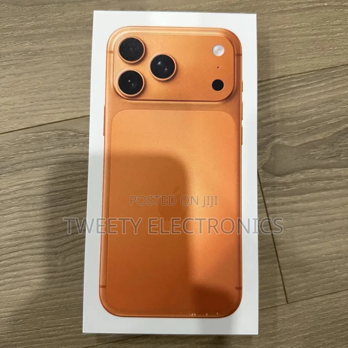 New Apple iPhone 17 Pro Max 1 TB Orange