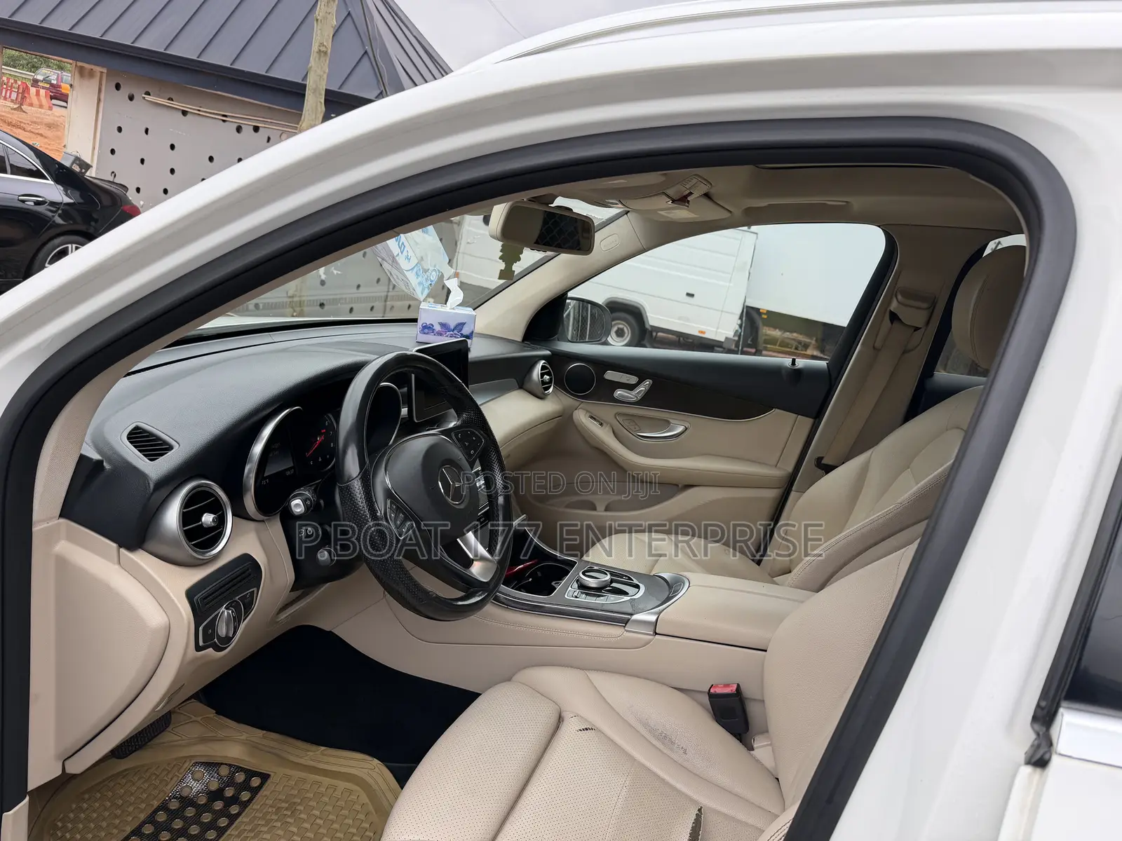 Mercedes-Benz GLC-Class 2019 White