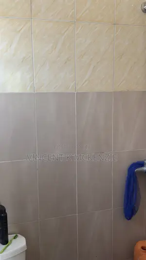 1bdrm Block of Flats in American House for rent
