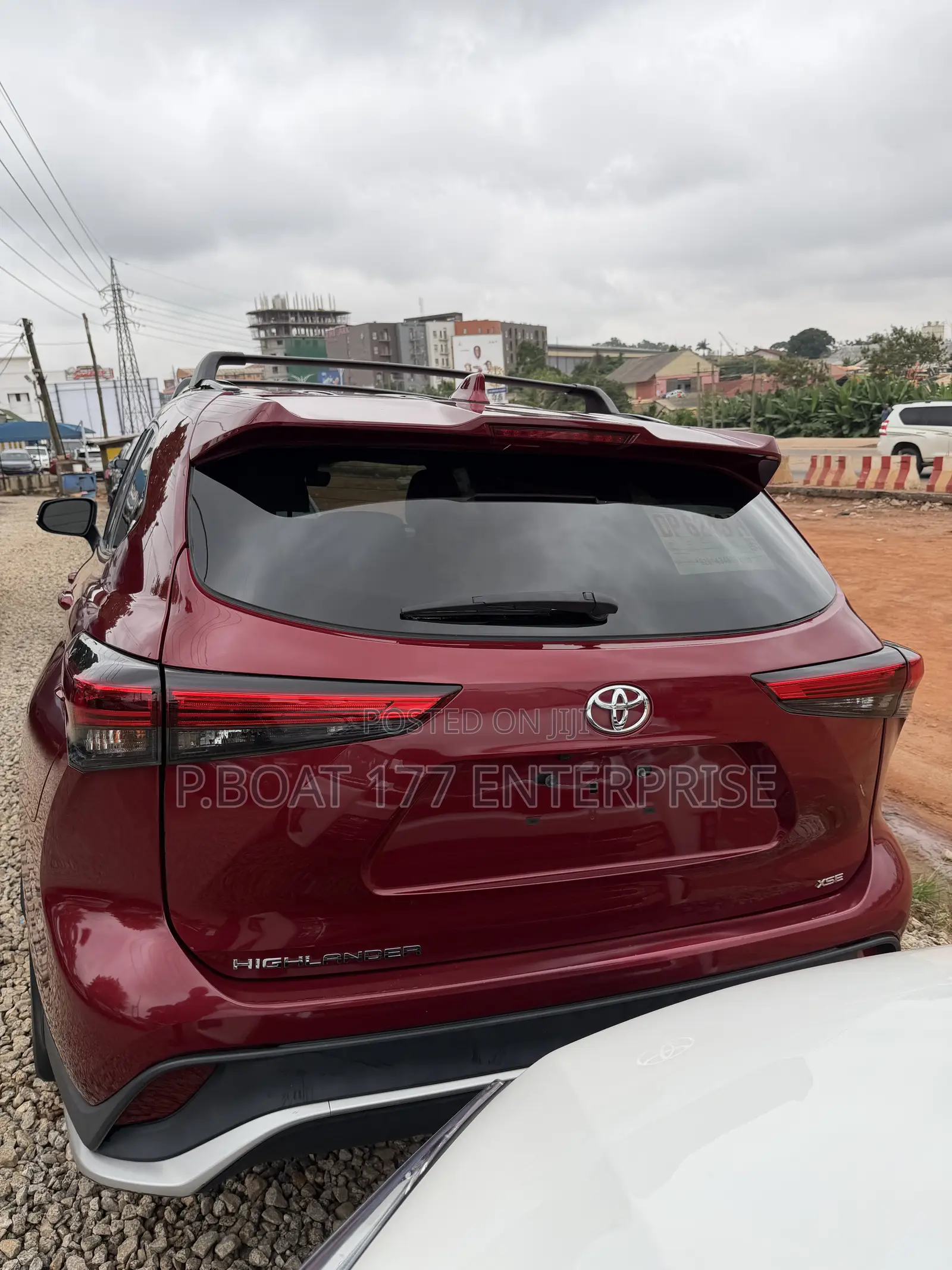 Toyota Highlander XSE 2021 Red