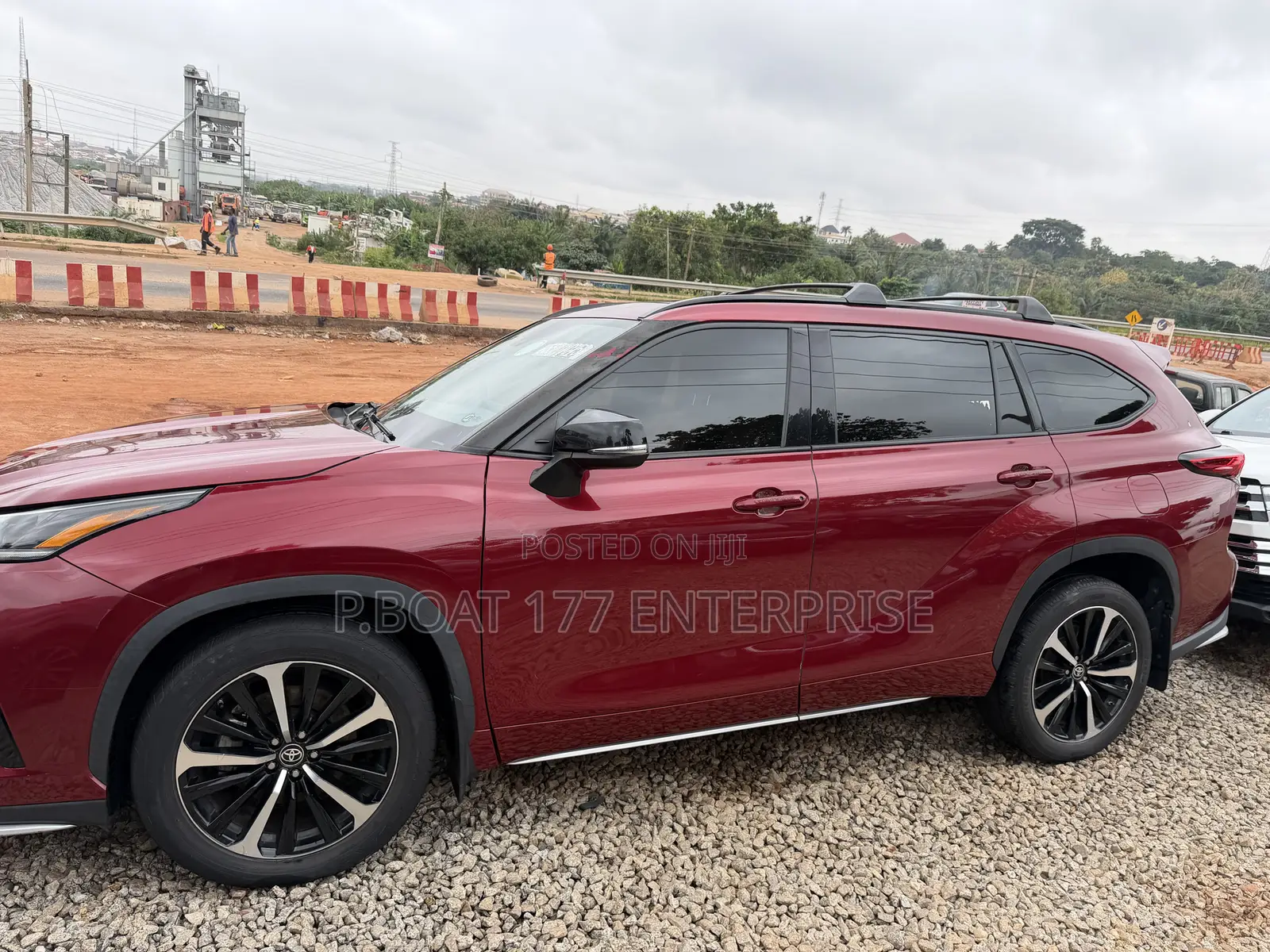 Toyota Highlander XSE 2021 Red