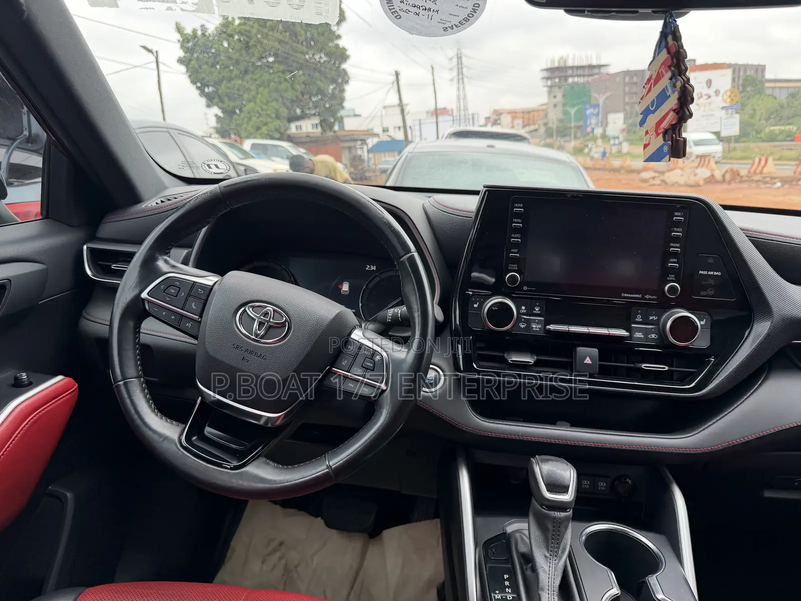 Toyota Highlander XSE 2021 Red