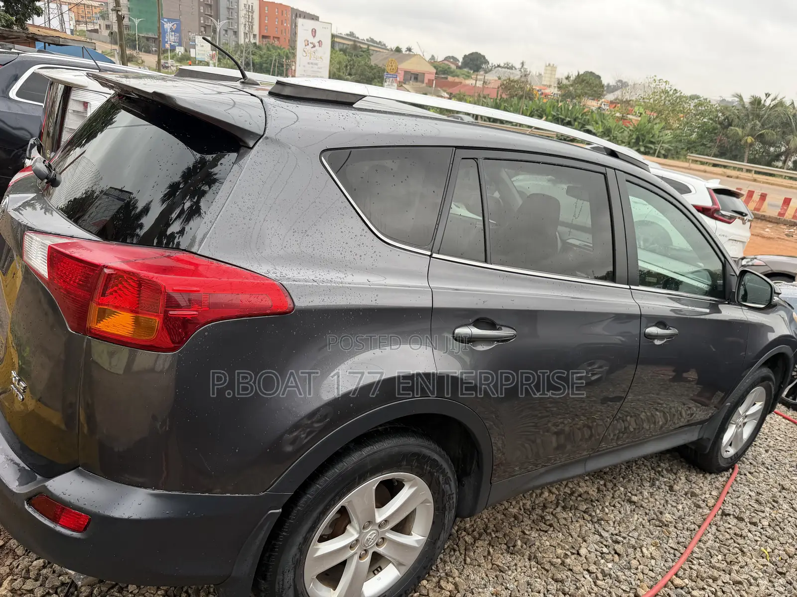 Toyota RAV4 XLE 4dr SUV AWD (2.5L 4cyl 6A) 2015 Gray