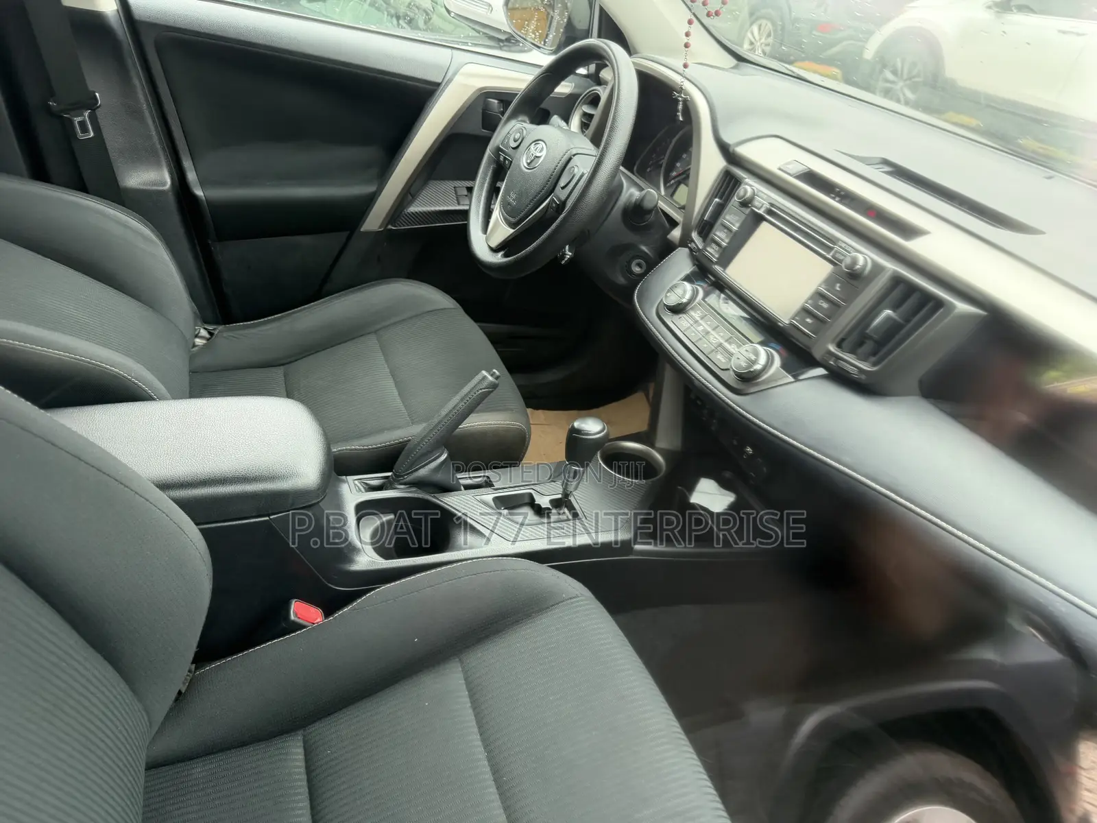 Toyota RAV4 XLE 4dr SUV AWD (2.5L 4cyl 6A) 2015 Gray