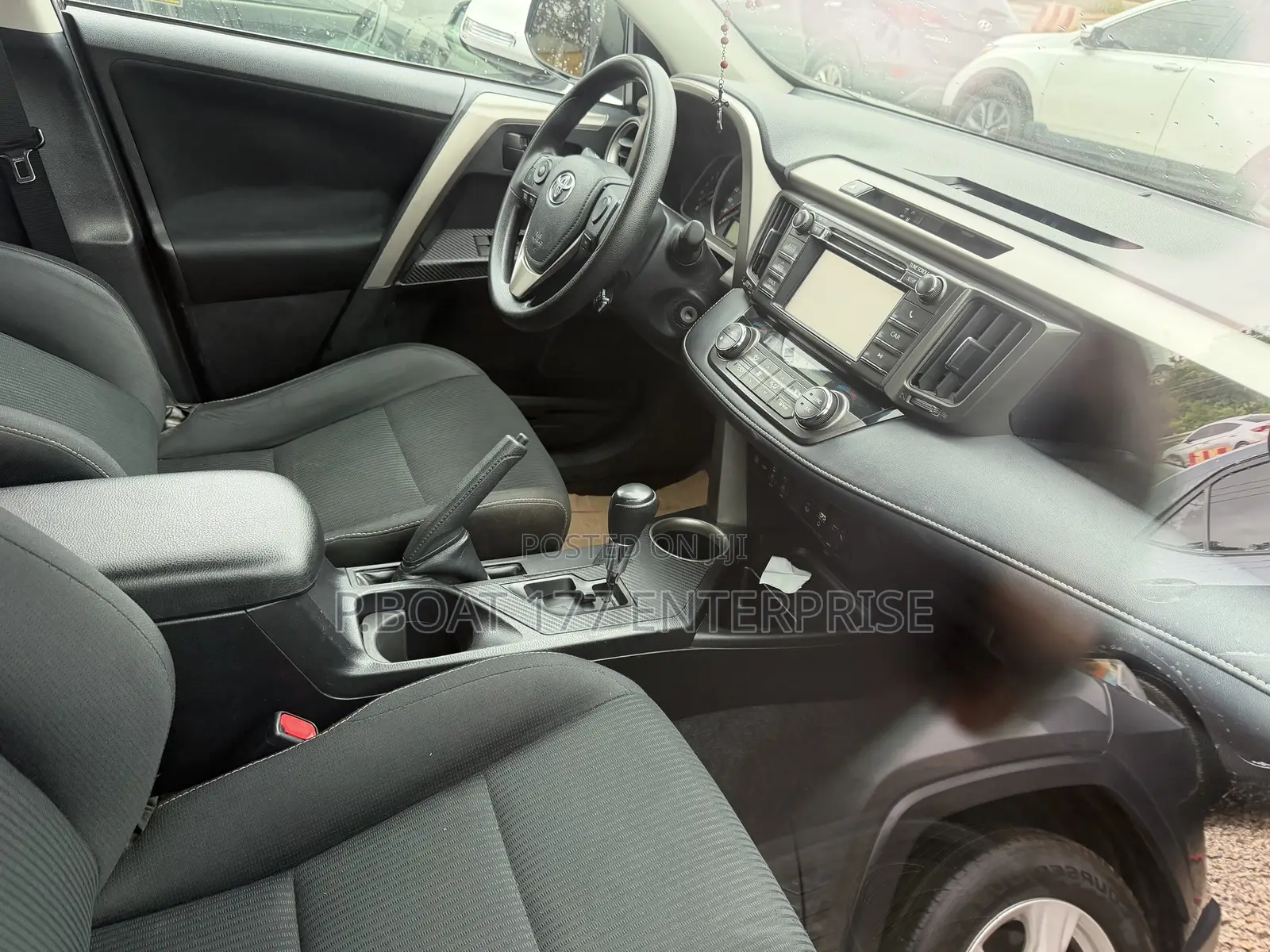 Toyota RAV4 XLE 4dr SUV AWD (2.5L 4cyl 6A) 2015 Gray