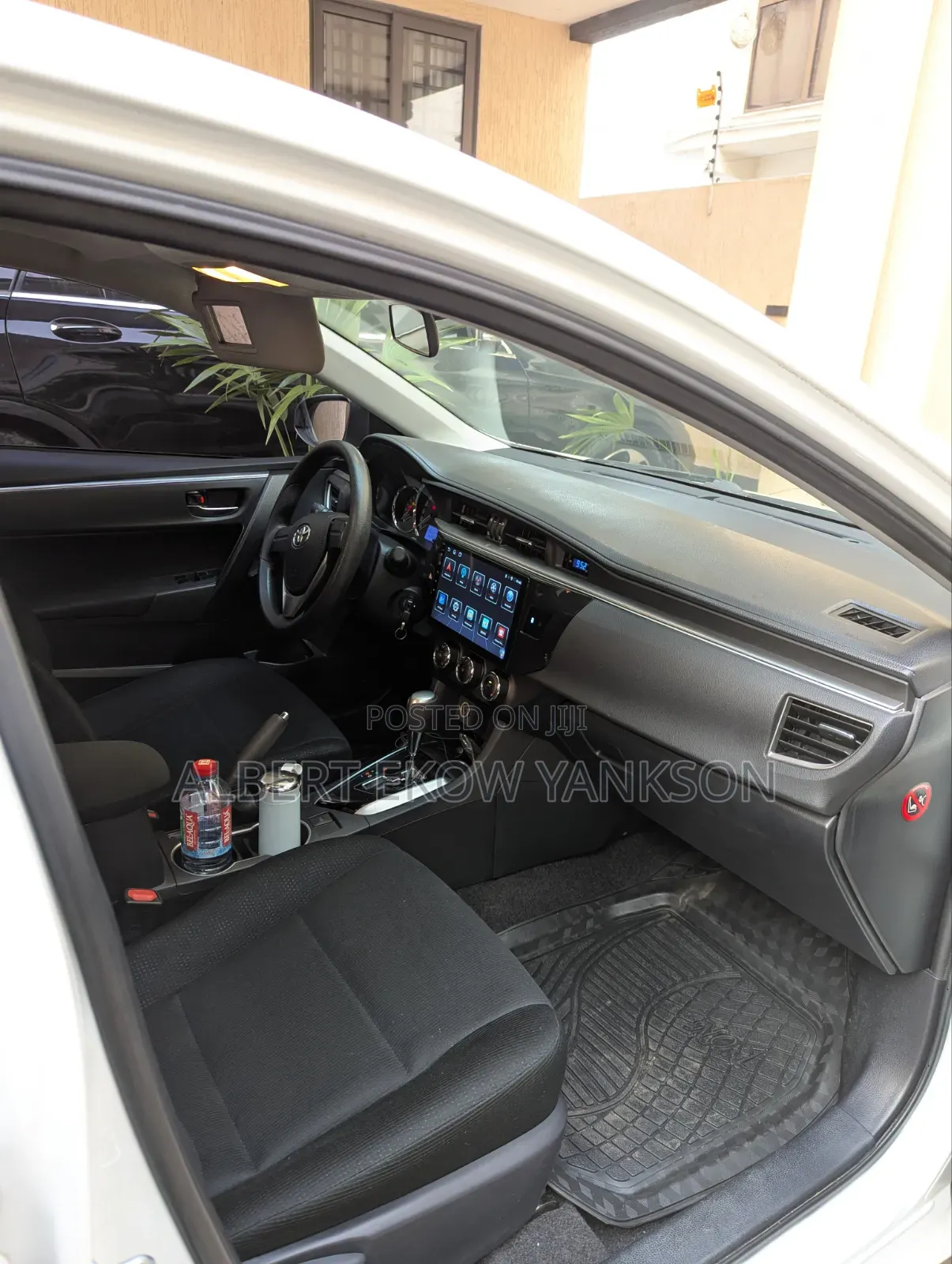 Toyota Corolla 2016 White