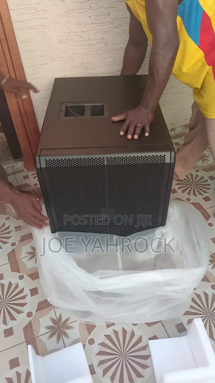 Single 18 Inches Sub Base Speaker