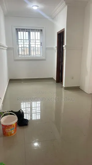 3bdrm Apartment in Kofis Realty, Coca Cola for rent