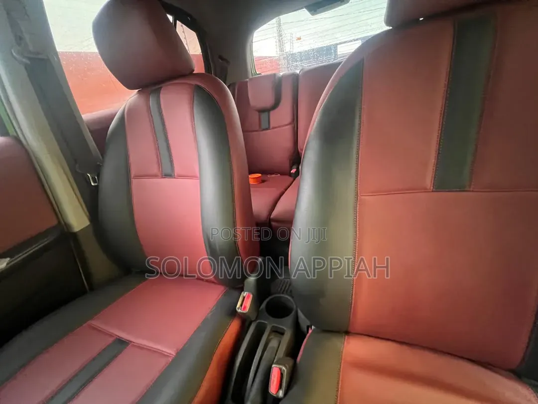Toyota Vitz 2008 Green