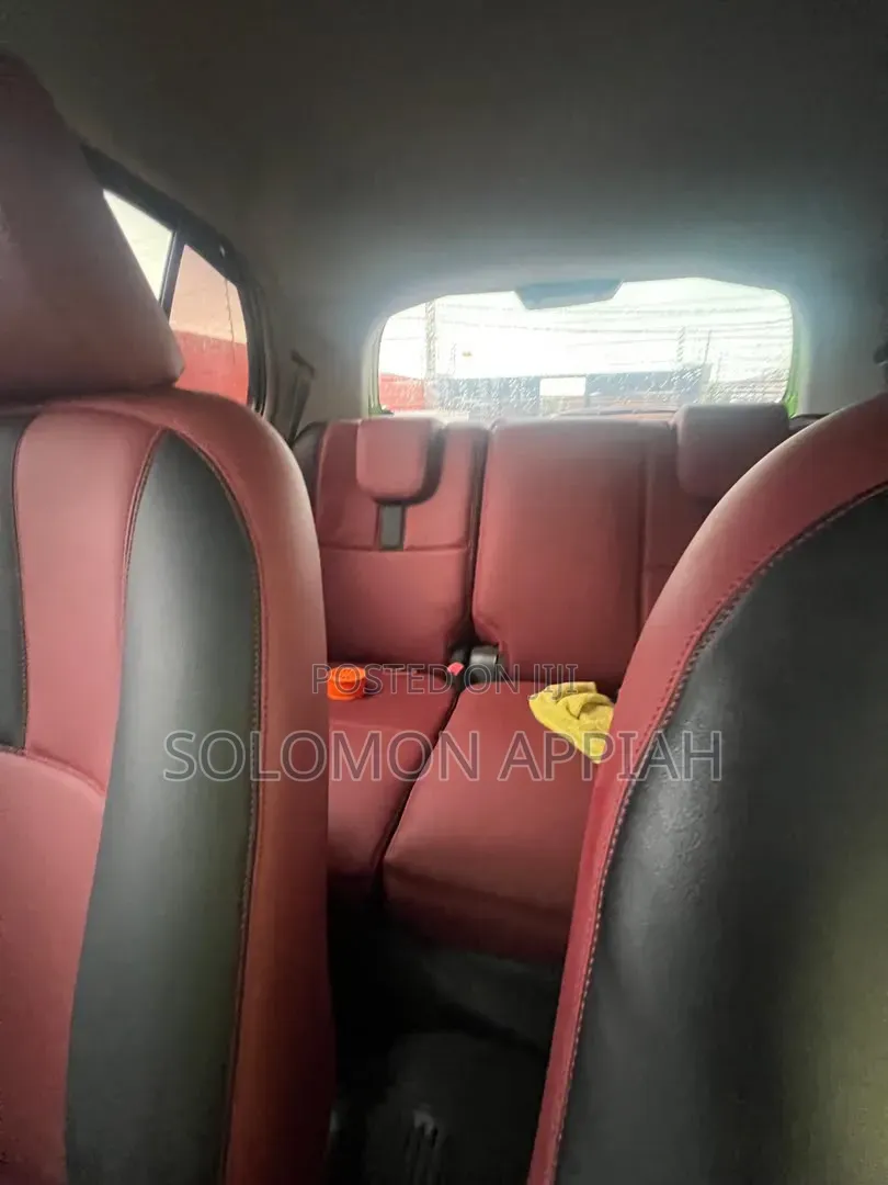 Toyota Vitz 2008 Green