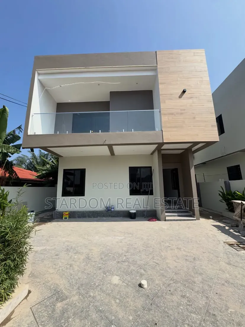 4bdrm Duplex in Oyarifa, Owusu Ansah for sale