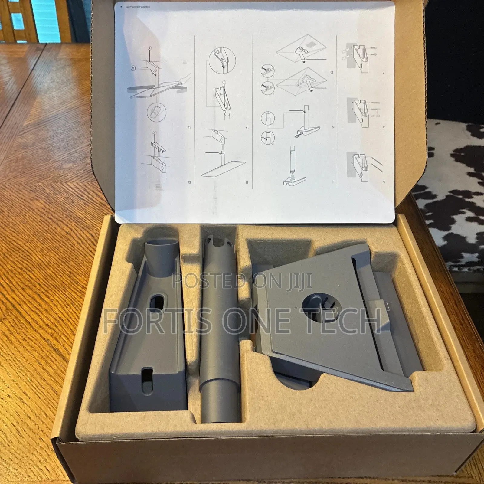 Starlink Standard Wall Mount OEM